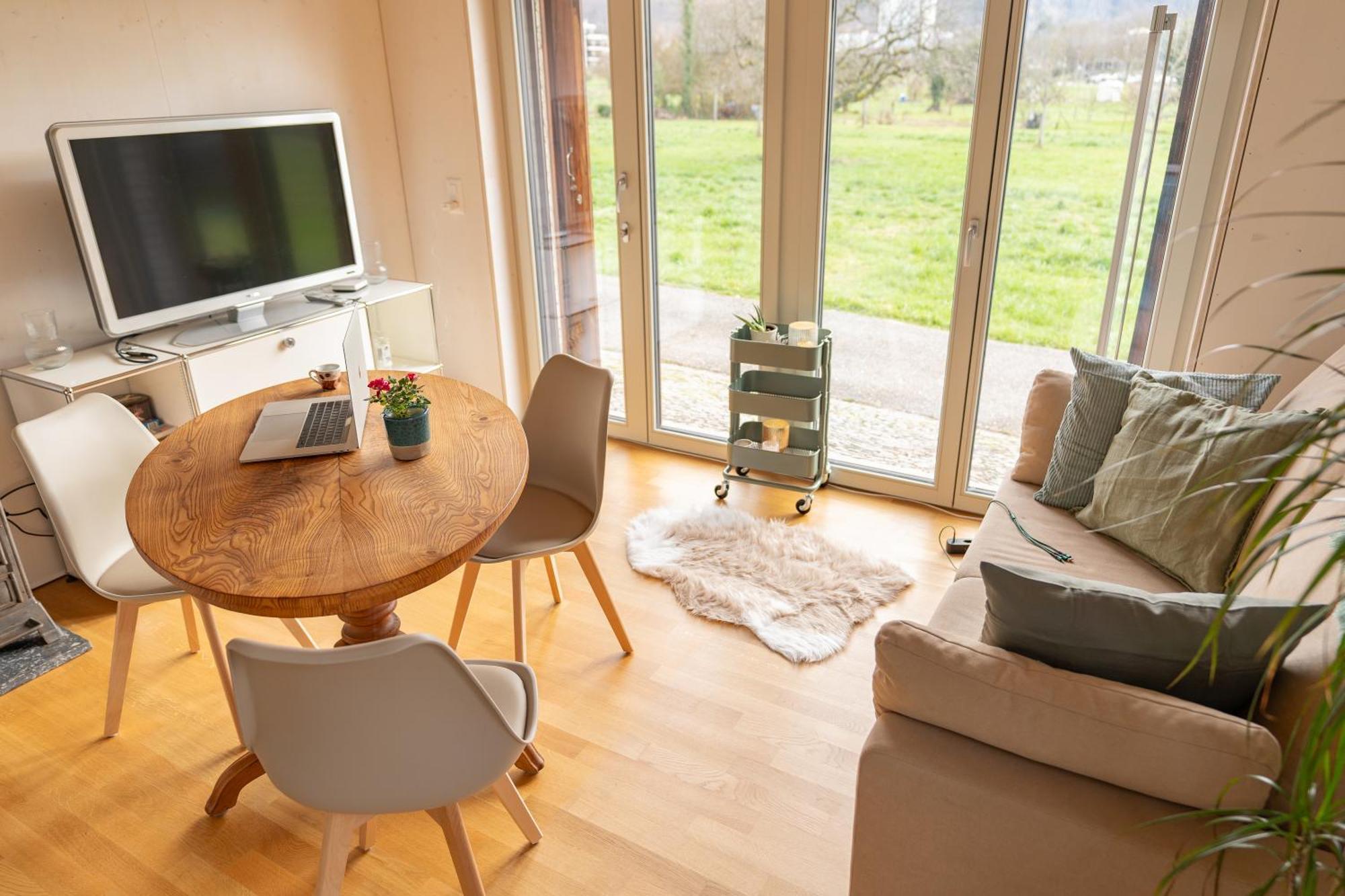 Tiny House Chez Claudine - Relaxen, Workspace, Naehe Thermen, Netflix, Free Parking & Wifi Brugg (Aargau) Exterior foto